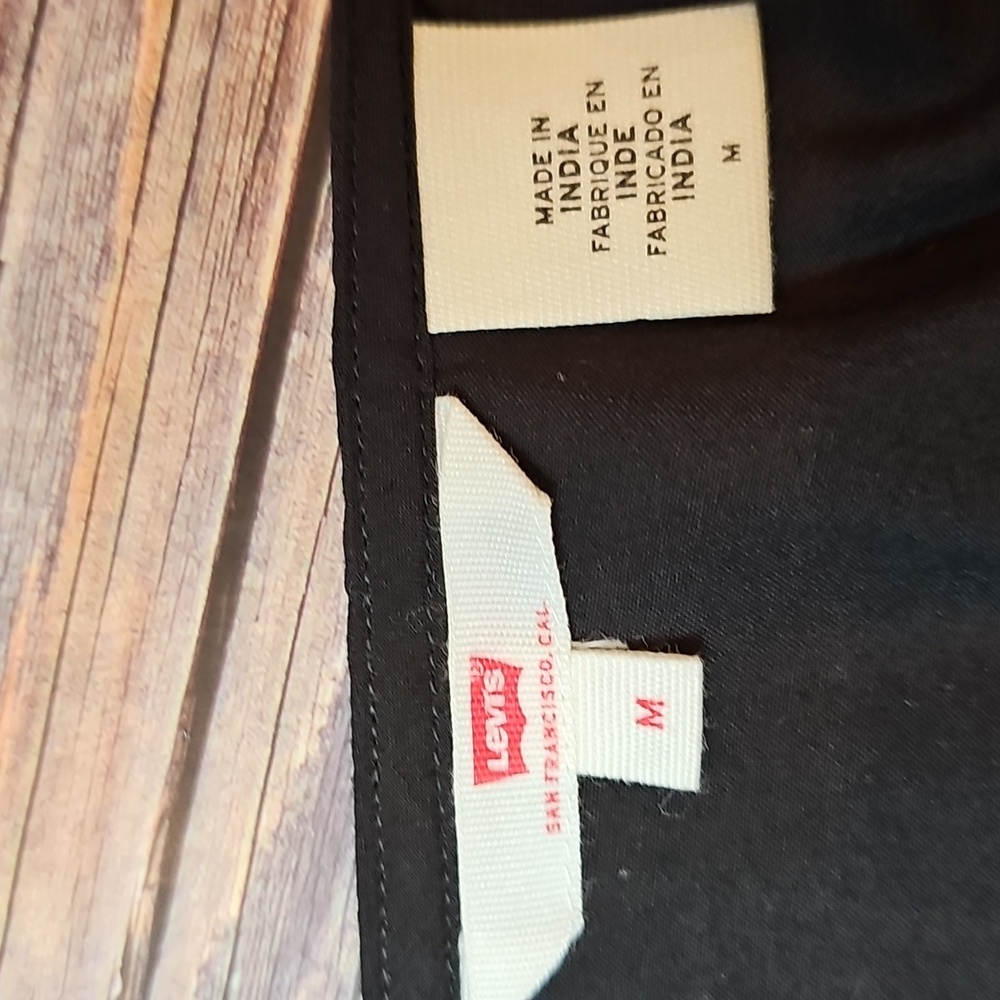 NEW LEVI'S BLACK SHORT DOLMAN SLEEVE LACE INSET PULLOVER TOP BLOUSE - Picture 12 of 14